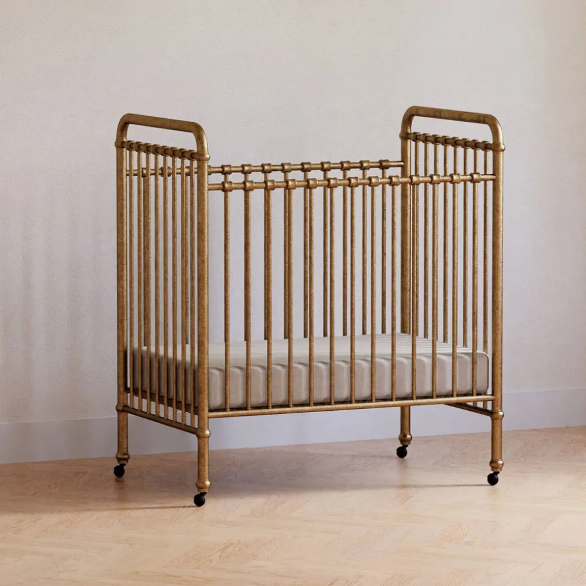 Abigail Mini Crib