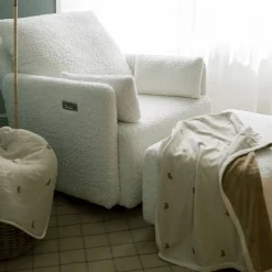 Cuddle Plush Infant Blanket