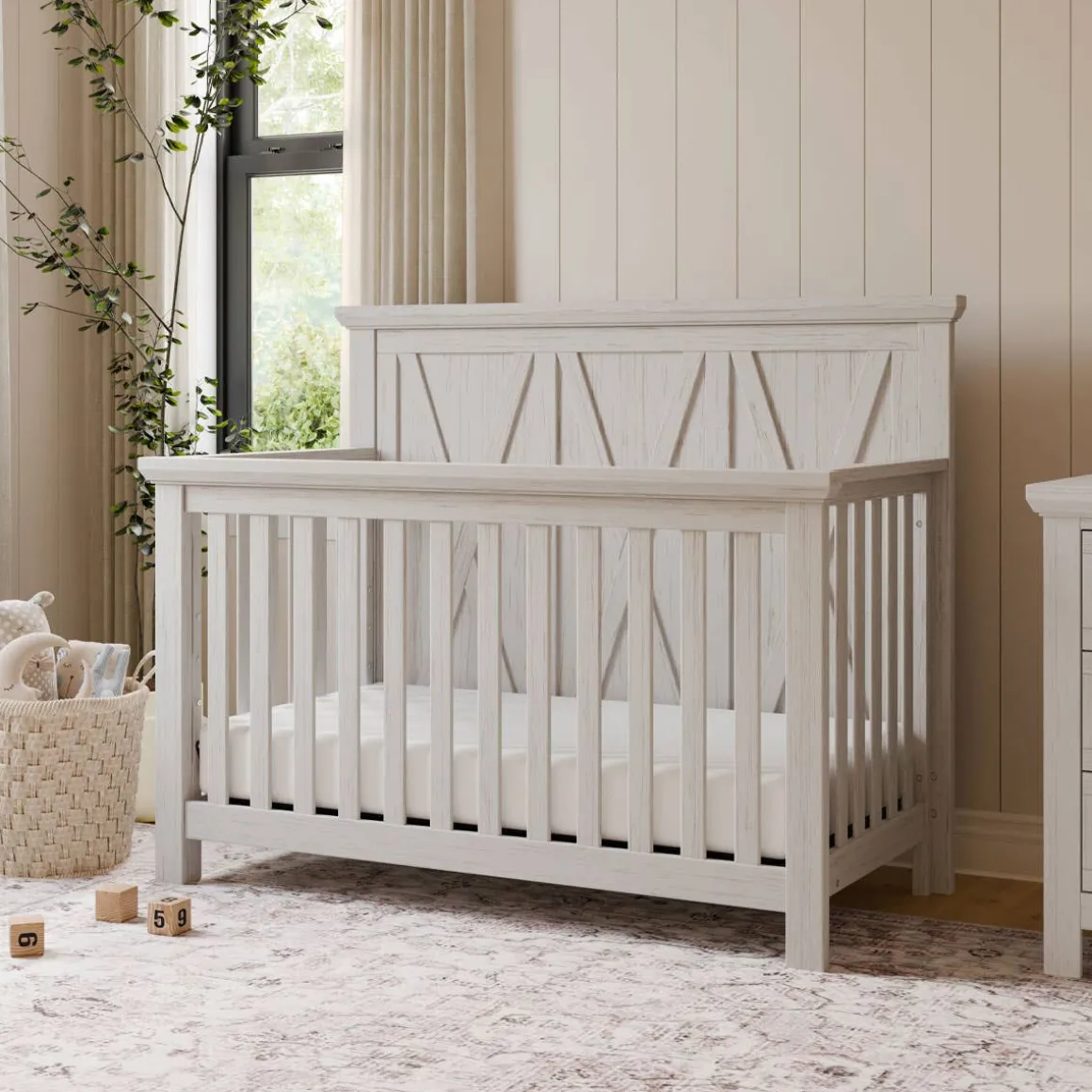 Emory Farmhouse 4-in-1 Crib