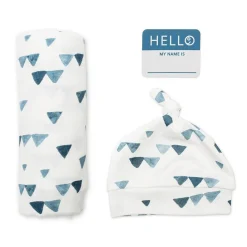 Hello World Blanket & Knotted Hat