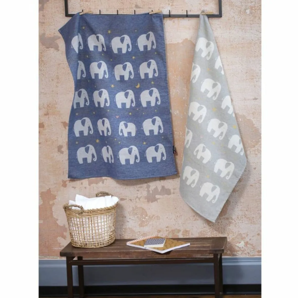 Lima Elephants Allover