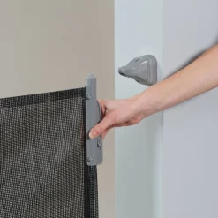 Retractable Safeway Gate - Black