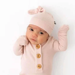 Ribbed Knotted Gown & Hat