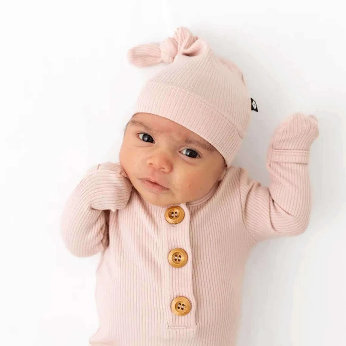 Ribbed Knotted Gown & Hat