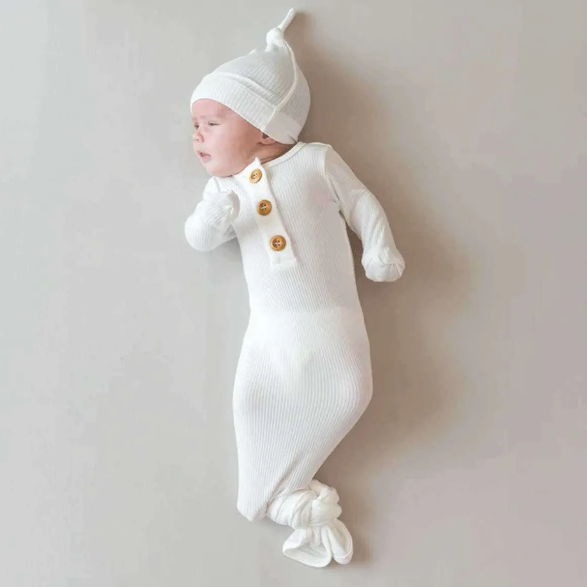 Ribbed Knotted Gown & Hat