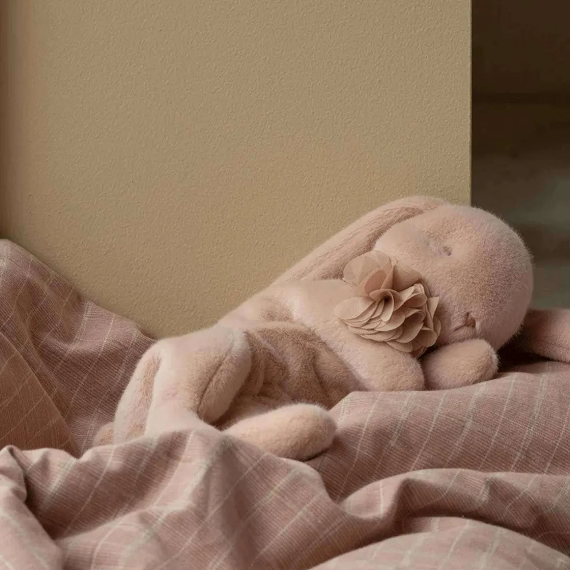 Sleeping Bunny (Small)