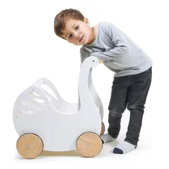 Sweet Swan Pram