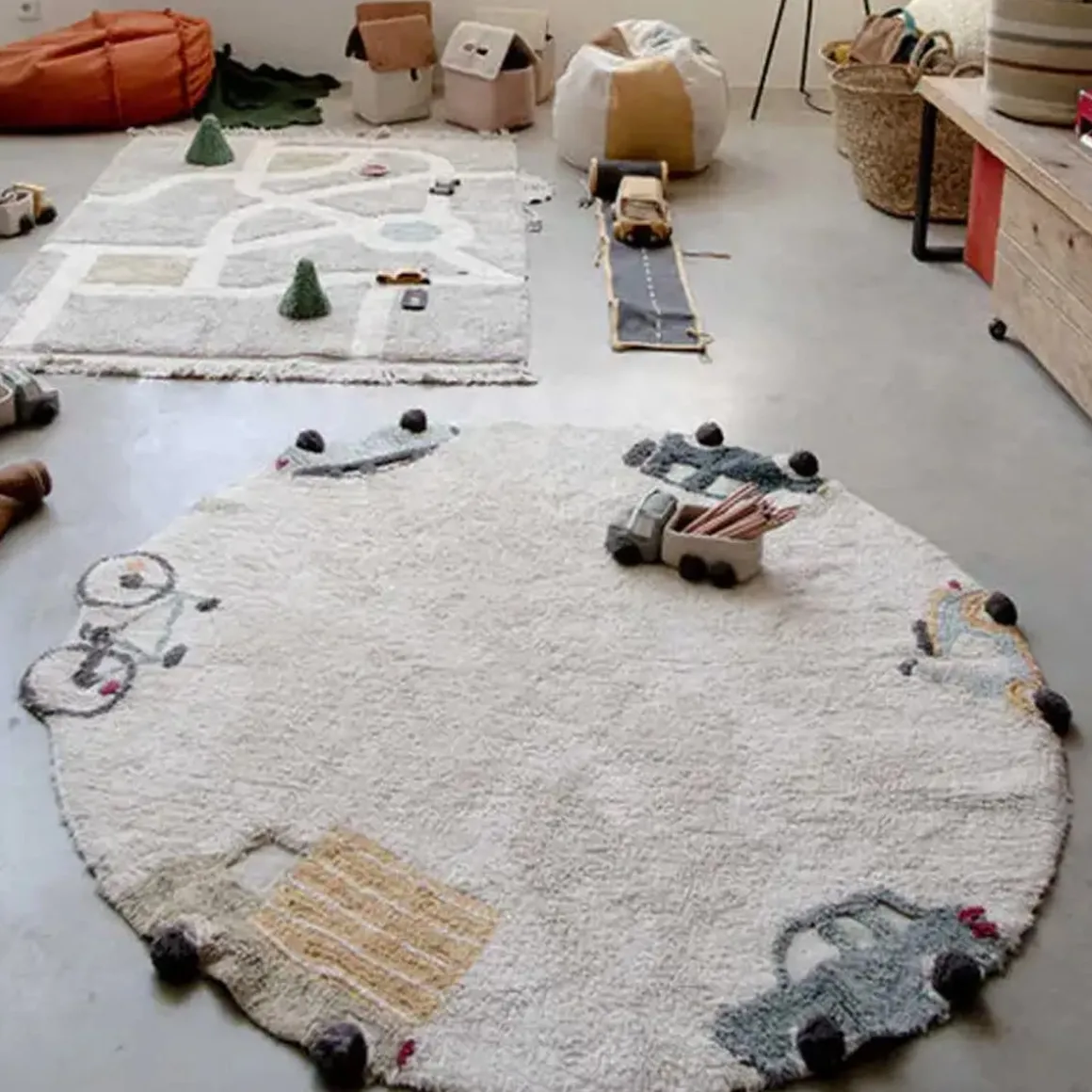 Washable Rug - Wheels